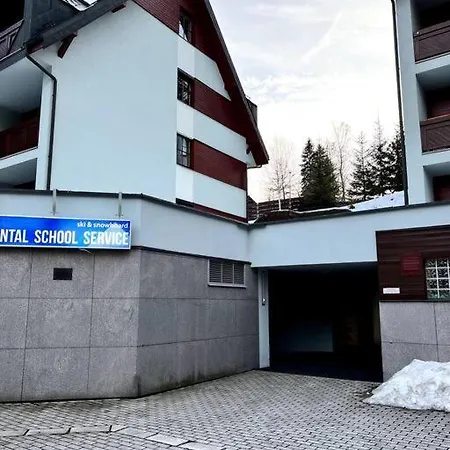 Apartman Bile Labe V Centru Mesta Spindleruv Mlyn Exterior photo